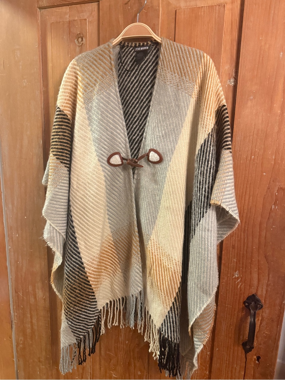 Steve Madden Neutral Plaid Fringe Toggle Poncho
